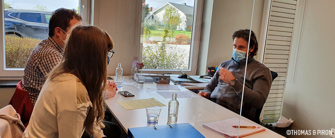 Immersion dans une reunion de demarrage chantier un peu speciale.jpg Immersion dans une reunion de demarrage chantier un peu speciale.jpg